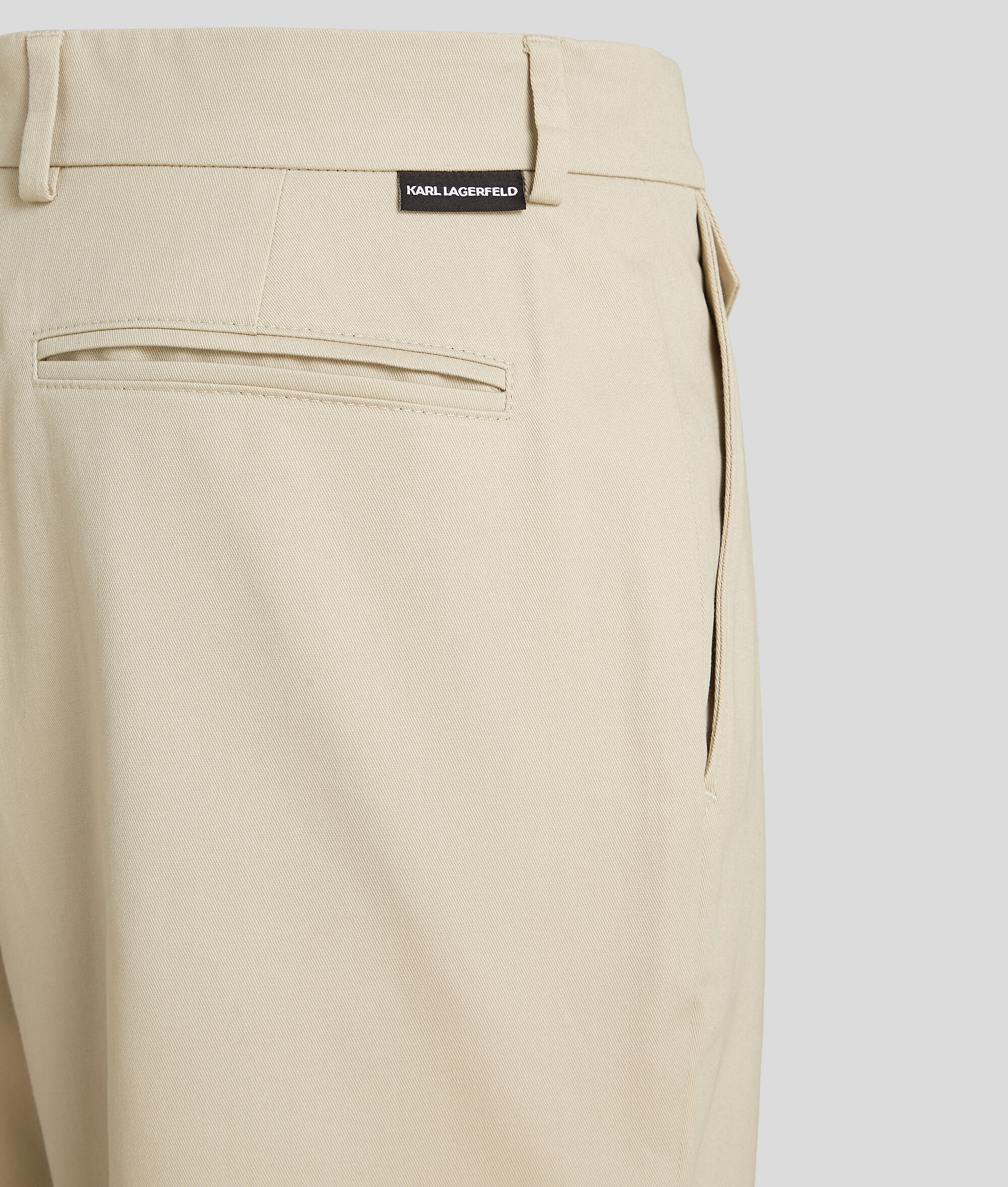 (image for) Time-Tested CLASSIC CHINO TROUSERS